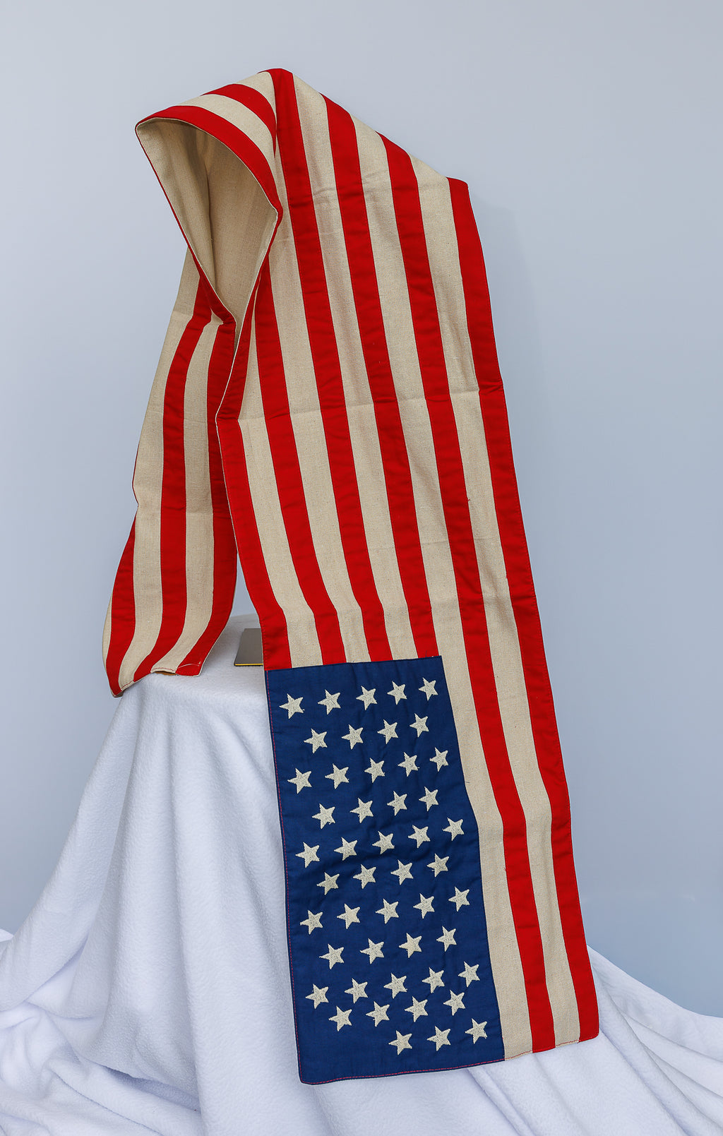 Linen American flag table runner, embroidered stars, Red, White, and Blue