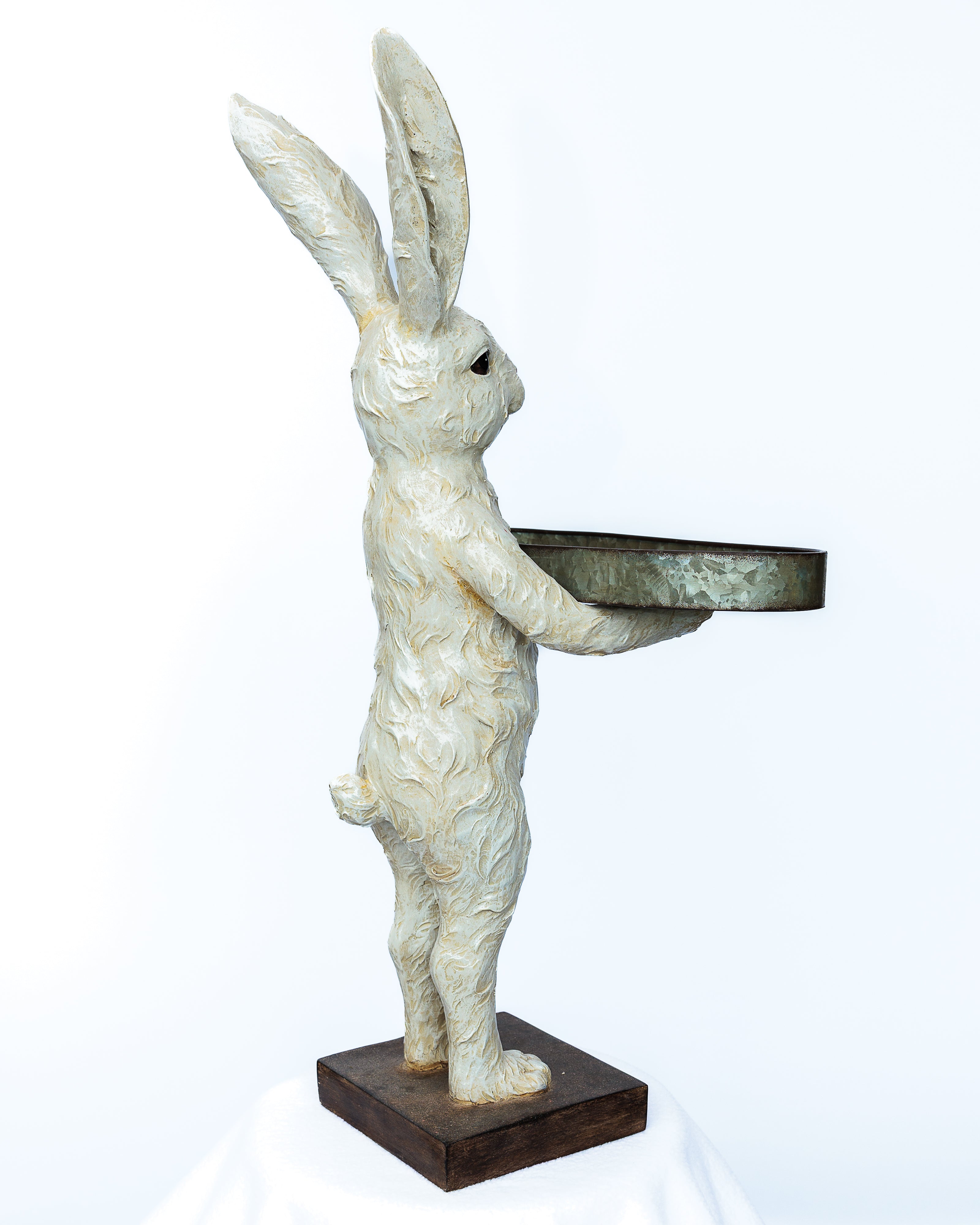 White resin Butler bunny with tray