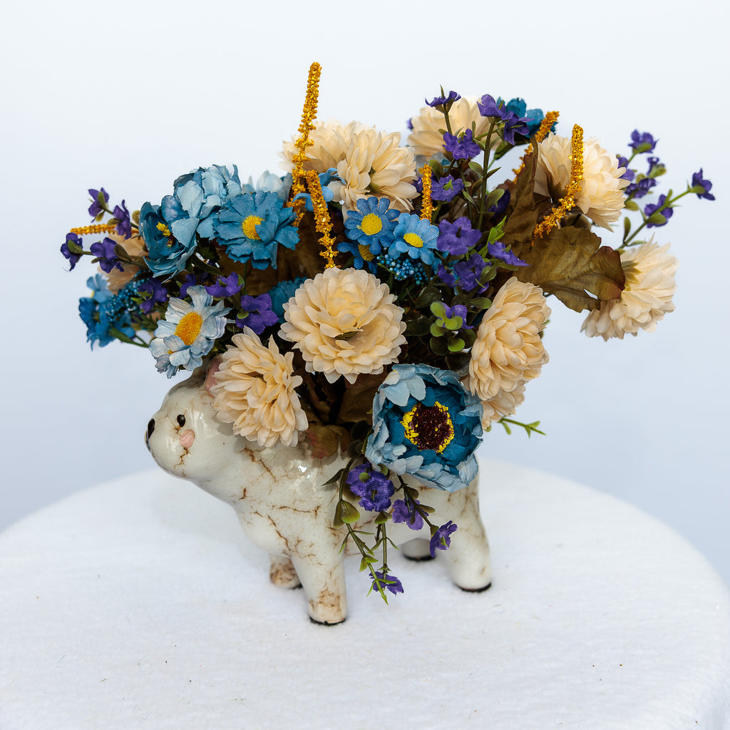 Small English bulldog vase