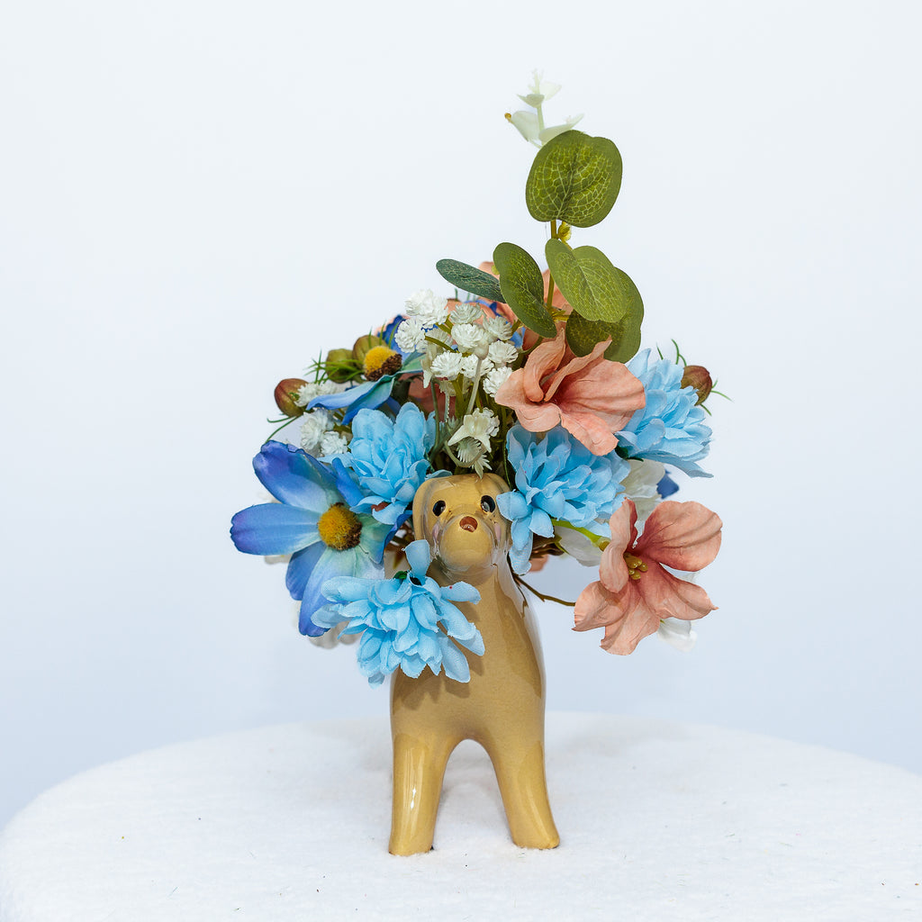 Labrador vase
