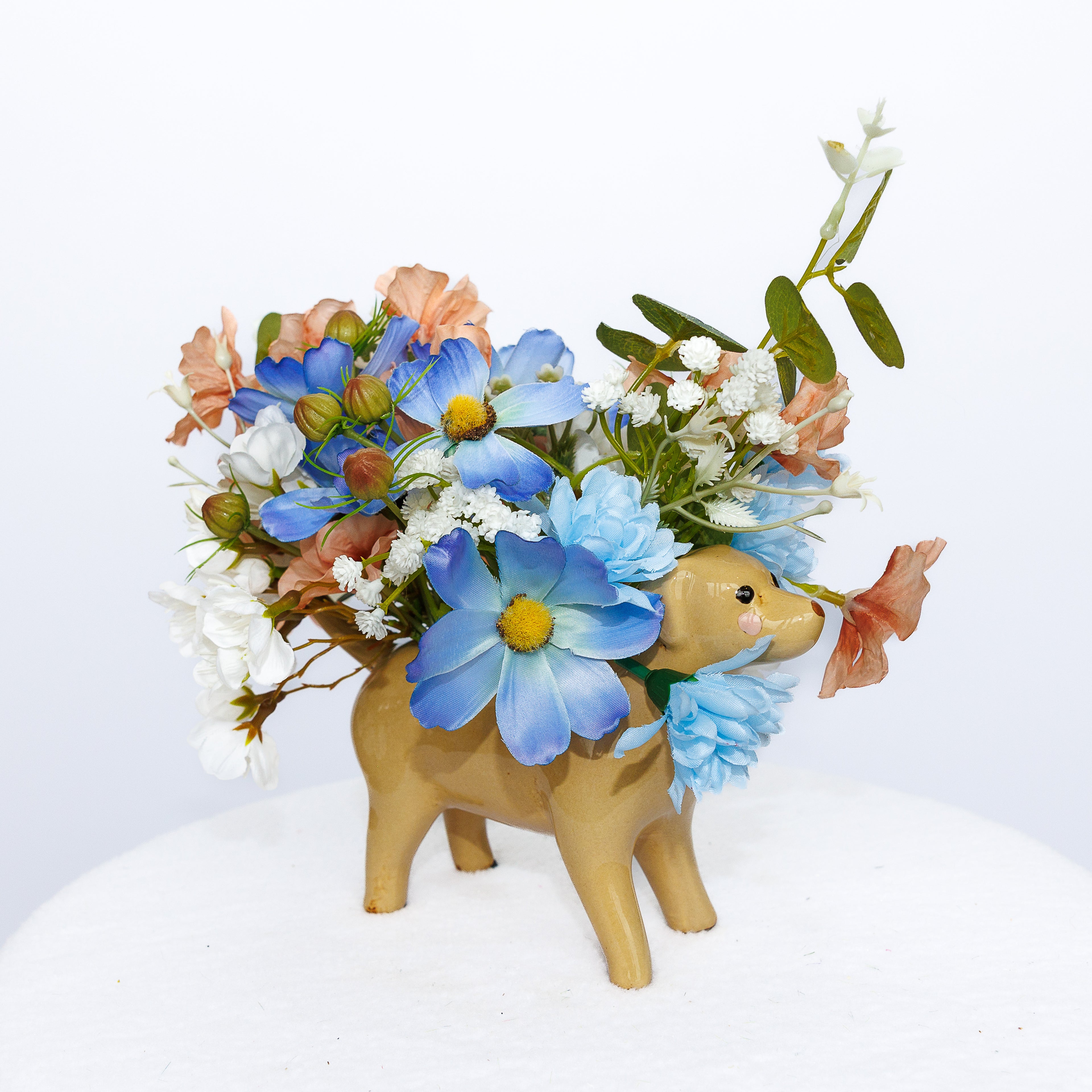 Labrador vase