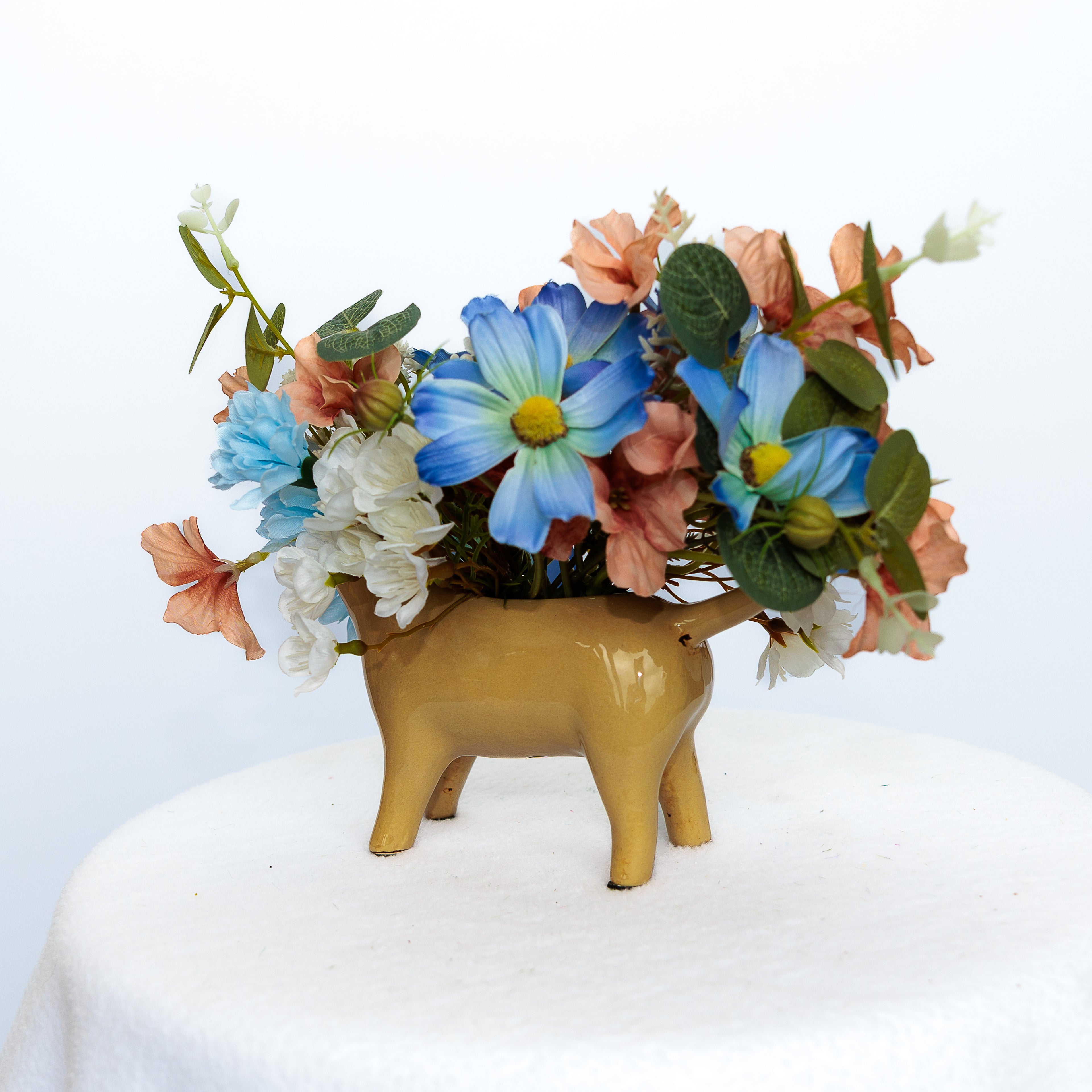 Labrador vase